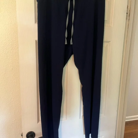 Figs Livingston Pants - Picture 2 of 3